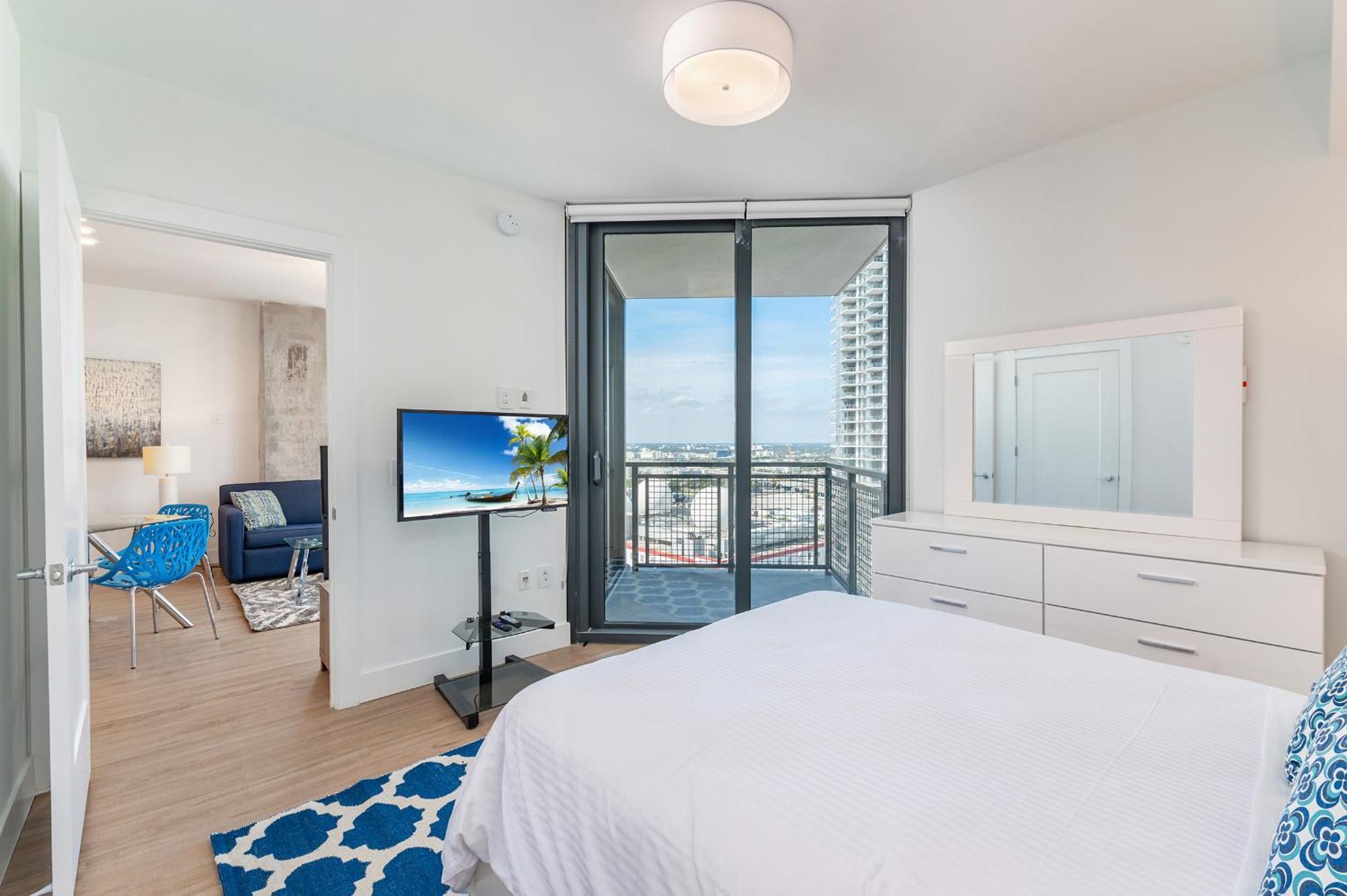 Global Luxury Suites Miami Worldcenter Room photo